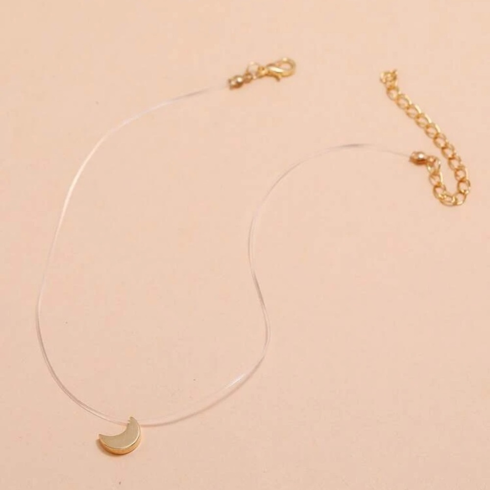 🌙 Floating clear choker w/ crescent moon pendant - Picture 9 of 11